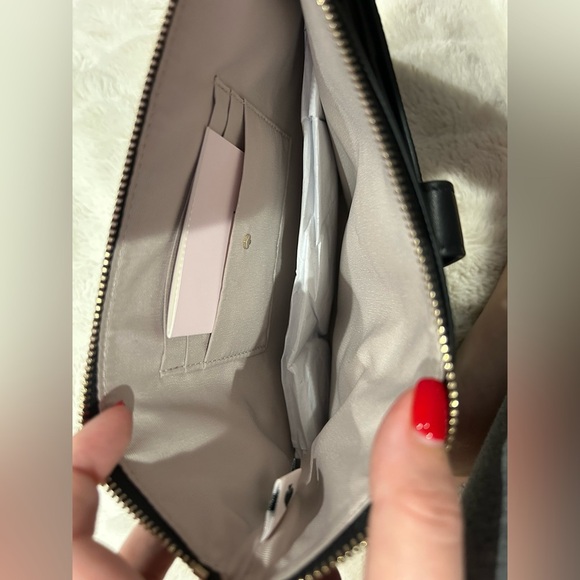 Kate Spade NWOT Clutch/ Wallet - Picture 5 of 10